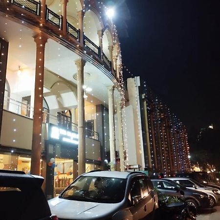 Hotel Tara Palace By Goyal Hoteliers Агра Экстерьер фото